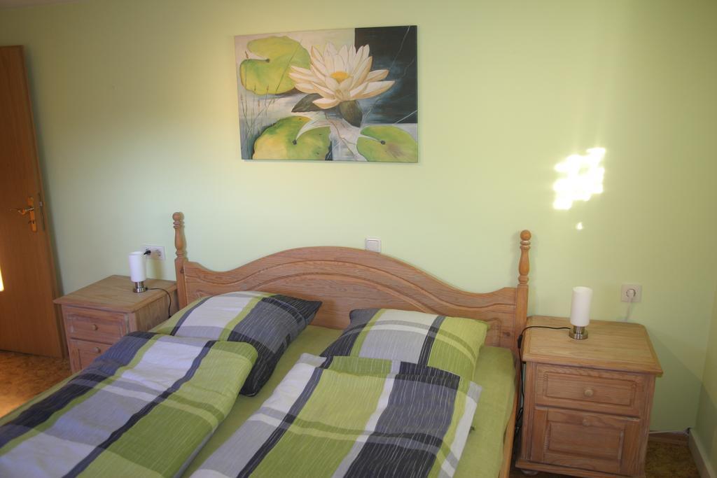 Haus Am Treffenbach Lägenhet Waldmünchen Exteriör bild
